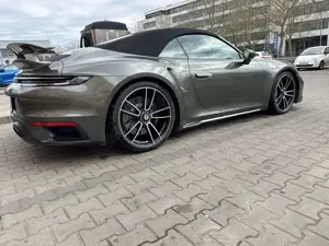 Porsche 992 992 Turbo S Cabriolet 1Hd.