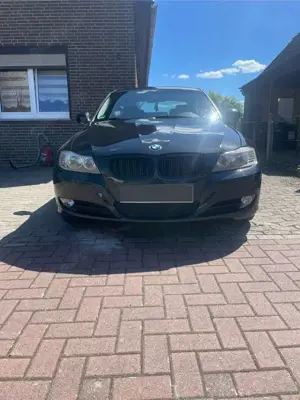 BMW 318 318d