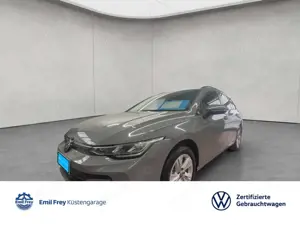 Volkswagen Golf VIII Variant 1.5 TSI Life AHK/HUD/Navi/Standh
