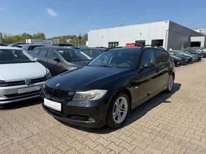 BMW 320 Touring NAVI*AUTOMATIK*TEMP*SHZ*MFL*