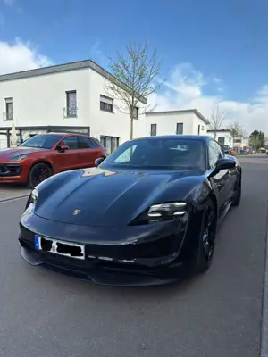 Porsche Taycan 4S Perform Bose Chrono Inno Pano Approved Bild 2