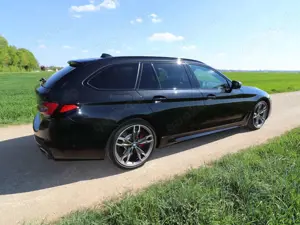 BMW M550 5er Touring Diesel M550d xDrive Touring Aut.