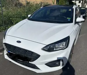 Ford Focus Turnier 1.5 EcoBlue Start-Stopp-System ST-LINE X