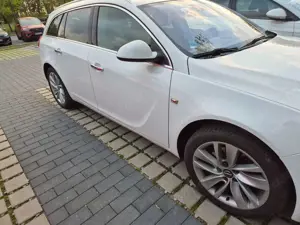 Opel Insignia Insignia Sports Tourer Diesel 2.0 CDTI Sports Tourer Automatik Sport