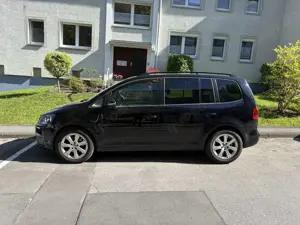 Volkswagen Touran 1.6 TDI DPF BlueMotion Technology Highline