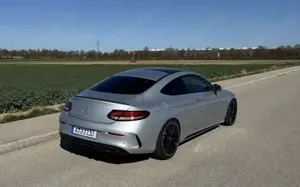 Mercedes-Benz C 300 d 4MATIC Coupé AMG Line  Pano  Allrad Bild 3