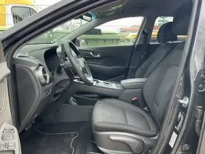 Hyundai KONA Trend R.Cam Navi Krell SHZ ACC LED DAB PDC Bild 5