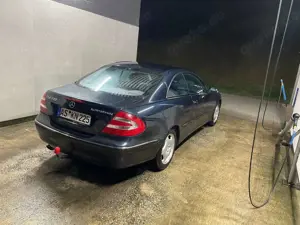 Mercedes-Benz CLK 200 Coupe Kompressor Avantgarde Bild 5
