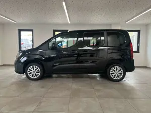 Fiat Doblo Kombi 1.5 BlueHDI130 M (L1) LED PDC 180°Kamera Bild 2