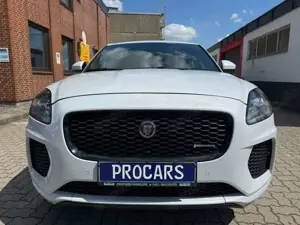 Jaguar E-Pace E-PACE Chequered Flag D180 AWD Aut.*LED*PANO*AHK