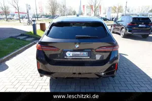 BMW 540 d xDrive M Sport Touring AHZ/St.H./DAB/M-Pro. Bild 4
