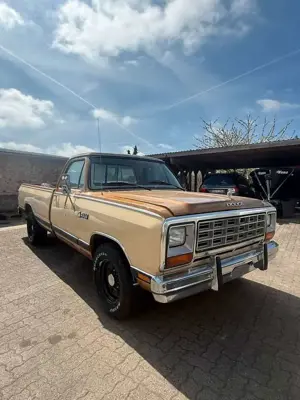 Dodge RAM D250 2.HAND Top originaler Pickup