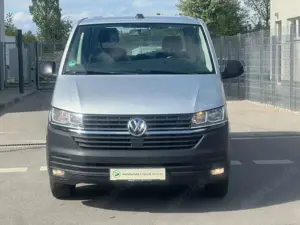 Volkswagen Others T6.1 Transporter Kombi FWD DSG StHz AHK TEMP Kli