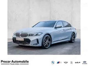 BMW 330 d xDrive M Sport ACC RFK NAVI LED PDC V+H LM