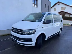 Volkswagen T6 Multivan Multivan/150PS/6-Sitzer/Navi/AHK/Bettfunktion
