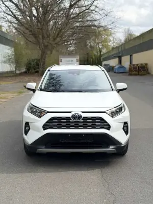 Toyota RAV 4 2.5 4x2 Hybrid Business Edition Bild 2