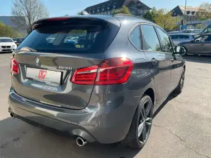 BMW 220 Bild 5