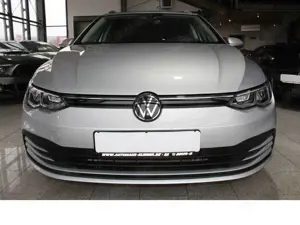 Volkswagen Golf Variant 2.0 TDI DSG Life NAV*KAM*SHZ*ACC Bild 2
