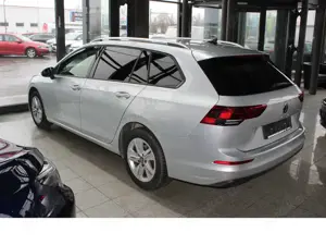 Volkswagen Golf Variant 2.0 TDI DSG Life NAV*KAM*SHZ*ACC Bild 5