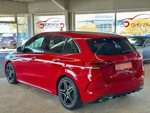 Mercedes-Benz B 200 AMG-Line *WCockpit*PAN*LED*SHZ*NAV*PDC* Bild 3
