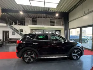 Hyundai TUCSON 25 Jahre 4WD/Pano/Leder/Kamera/SHZ Bild 4