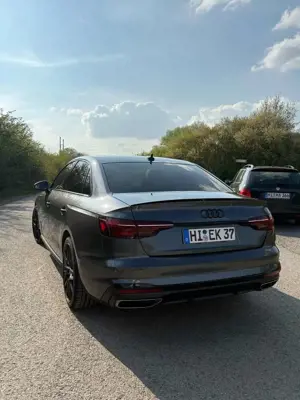 Audi A4 40 TFSI S line Bild 5