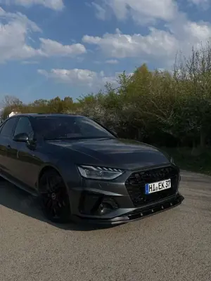 Audi A4 40 TFSI S line Bild 3