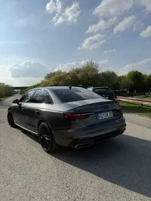 Audi A4 40 TFSI S line Bild 4