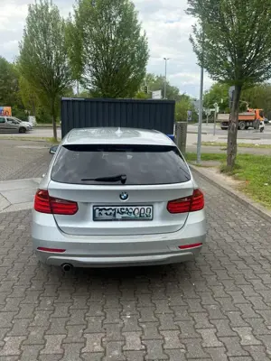 BMW 320 Bild 3