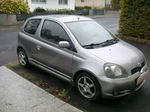 Toyota Yaris Yaris 1.5 TS,  Schiebedach