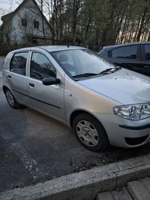 Fiat Punto Bild 2