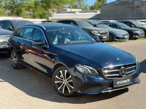 Mercedes-Benz E 300 de T Avantgarde*AHK*Kamera WIDESCREEN