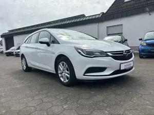 Opel Astra Astra 1.6 CDTI Sports Tourer AHK PDC Bluet.