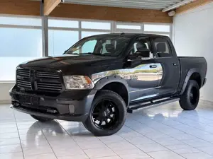 Dodge RAM 1500 HEMI 5.7 V8 4X4-AHK/Kamera/LPG/Alpine