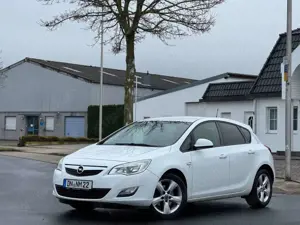 Opel Astra J Lim. 5-trg. Edition*SERVICE NEU*