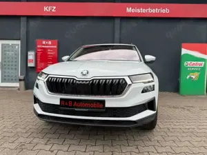 Skoda Karoq Tour 2.0 TDI *Matrix Led*RFK*AHK*1xHand Bild 2