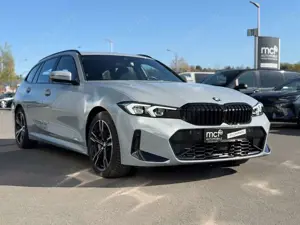 BMW 330 Bild 3