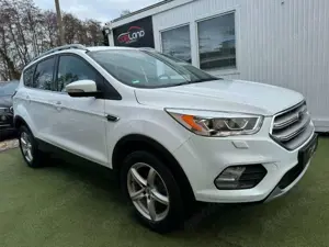 Ford Kuga Titanium  -Viele EXTRA-96TKM!