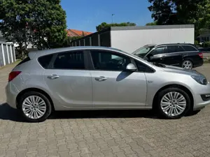 Opel Astra Bild 2