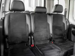 Volkswagen Caddy Highline 1.4 TSI DSG Xenon Navi AHK ACC RKamera Bild 4
