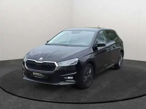 Skoda Fabia 1.0TSI DSG Tour LED Navi SHZ PDC Vorber. AHK