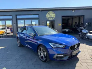 SEAT Leon Sportstourer FR*VOLL*ACC*PANO*