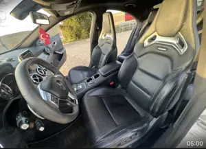 Mercedes-Benz CLA 45 AMG CLA 45 AMG 4Matic (117.352) Bild 2