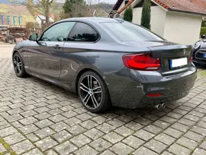 BMW 220 Bild 4