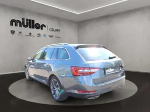 Skoda Superb Bild 2