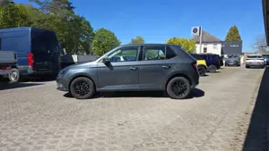 Skoda Fabia Style AHK Car Play Bluetooth PDC GRA Bild 2