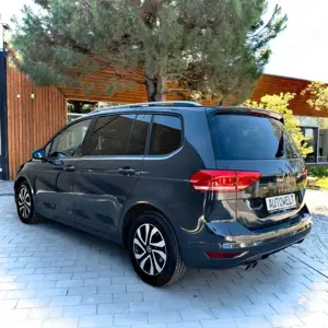 Volkswagen Touran Active 1 Hd./7-Sitzer/LED/Abstandstemp. Bild 3