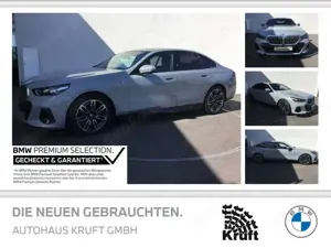 BMW 520 d M SPORT+PANO+STANDHZ+KAMERA+ACC+ESITZE