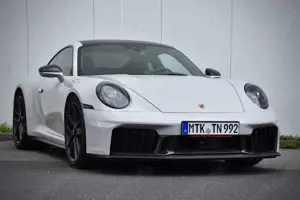 Porsche 992 .2 911 Carrera 4 GTS SportDesign Paket CARBON