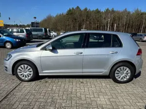 Volkswagen Golf VII 1.2 TSI aus 1.HAND  !!SEHR GEPFLEGT!! Bild 4